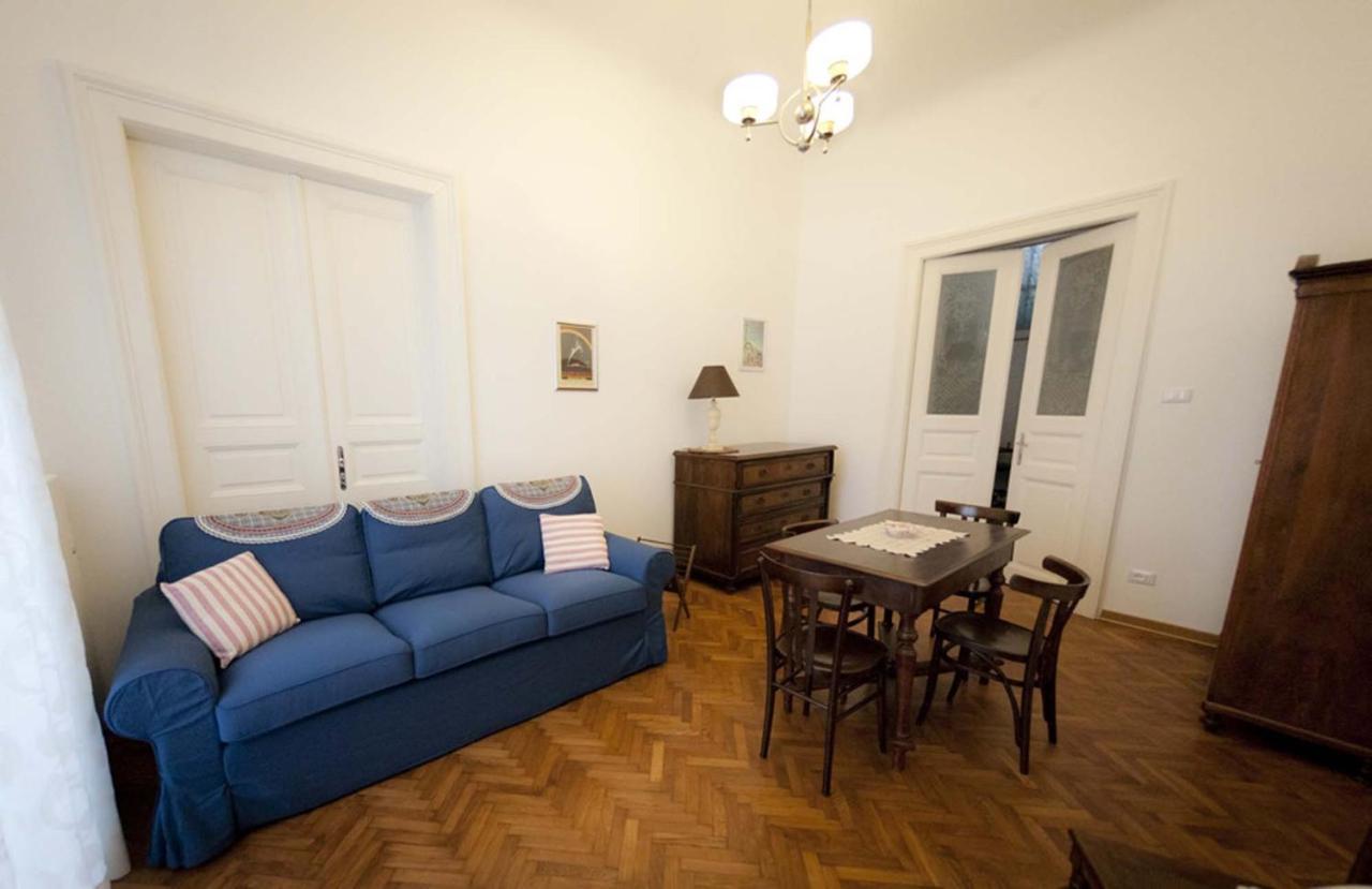 Domus Liberta - Boutique Rooms Trieszt Kültér fotó